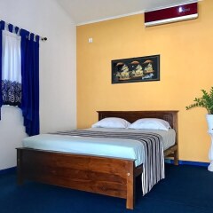 Отель Villa Sri Beach комната для гостей фото 2