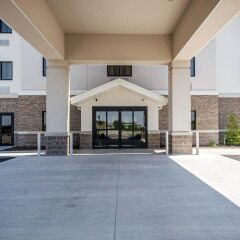 Отель Comfort Inn парковка