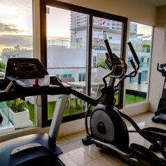 Апартаменты Sunset Apartments фитнесс-зал фото 2