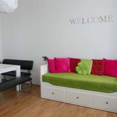 Апартаменты Govienna Modern Apartment Вена комната для гостей фото 5
