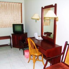 Hotel Yulia in Gorontalo, Indonesia from 18$, photos, reviews - zenhotels.com room amenities
