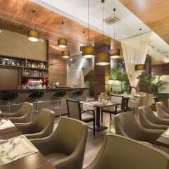 Ramada Hotel Cluj гостиничный бар