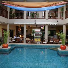 Evergreen Boutique Hotel бассейн фото 3