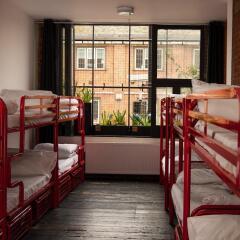 The Dictionary Hostel интерьер отеля фото 3