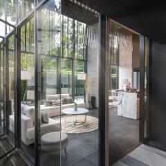 Отель X2 Vibe Pattaya Seaphere Residence балкон