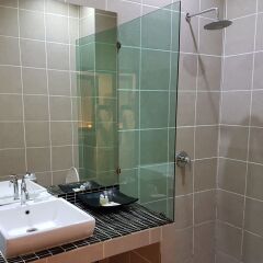 Отель East Suites ванная