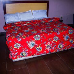 Отель Emglo Suites детские мероприятия