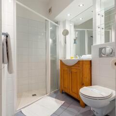 Отель P&O Apartments Miodowa 4 Польша, Варшава - отзывы, цены и фото номеров - забронировать отель P&O Apartments Miodowa 4 онлайн ванная