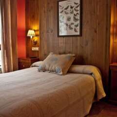 Отель Hostal La Fuen Parzan - Bielsa комната для гостей фото 5