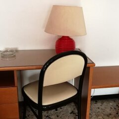 Отель Ristorante Albergo Roma Леньяно удобства в номере фото 2