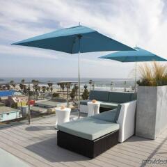Отель Erwin, a Joie de Vivre Boutique Hotel США, Лос-Анджелес - отзывы, цены и фото номеров - забронировать отель Erwin, a Joie de Vivre Boutique Hotel онлайн бассейн