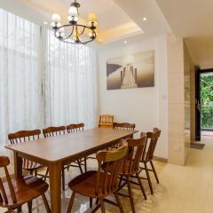 Отель Deluxe Villa in Mingyue Mountain and Stream питание