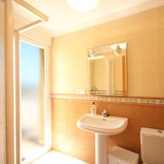 Отель Villa Almendros 7 - Plaza Mayor Испания, Кальпе - отзывы, цены и фото номеров - забронировать отель Villa Almendros 7 - Plaza Mayor онлайн ванная