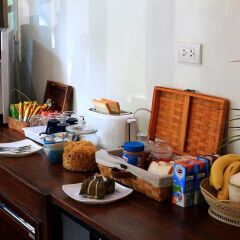 Luck-Yimm Hostel - Adults Only Бангкок удобства в номере