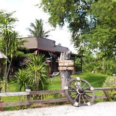Отель Cowboy Farm Resort Pattaya фото 6