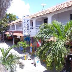 Hotel Plaza Almendros