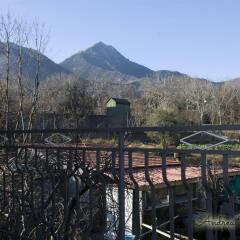 Отель Haidi House Bed and Breakfast Аджерола балкон