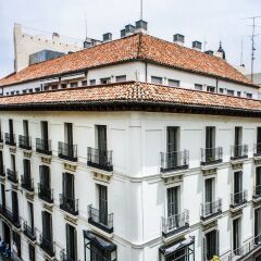 Отель Gran Via Suites фото 4