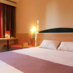 Отель Ibis Brugge Centrum Брюгге комната для гостей