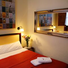 Отель Nuevo Suizo Bed and Breakfast Испания, Севилья - 2 отзыва об отеле, цены и фото номеров - забронировать отель Nuevo Suizo Bed and Breakfast онлайн комната для гостей фото 3