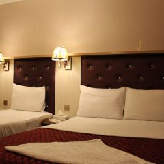 Sutchi Hotel сейф в номере