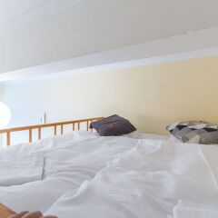 Апартаменты Opletalova Apartment on Wenceslas Square Прага комната для гостей фото 2