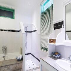 Отель Cape Panwa Hotel Таиланд, Пхукет - 4 отзыва об отеле, цены и фото номеров - забронировать отель Cape Panwa Hotel онлайн ванная фото 2