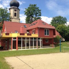 Отель Beach Pension Хеб спортивное сооружение