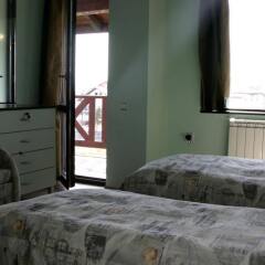 Отель Villas Tode Банско сейф в номере