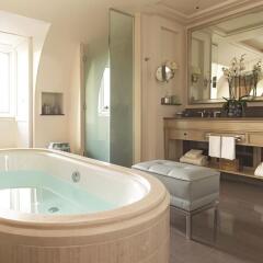 Отель Four Seasons Hotel Geneva Швейцария, Женева - отзывы, цены и фото номеров - забронировать отель Four Seasons Hotel Geneva онлайн спа
