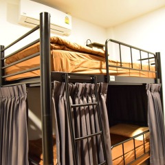 Inn Trog And Inn Soi - Hostel - Adults Only Бангкок удобства в номере фото 2