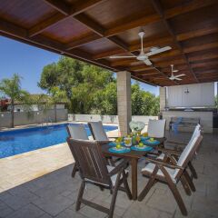 Отель Ayia Napa Villa Magnolia бассейн