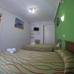 Отель Hostal Rober комната для гостей