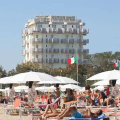 Hotel Grifone пляж