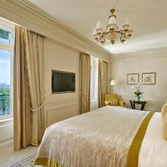 Shangri-La Hotel Paris комната для гостей фото 2
