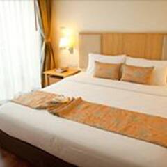 Отель Sm Grande Residence Бангкок комната для гостей фото 5