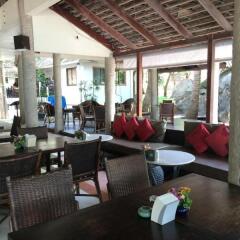 Отель Sarikantang Resort And Spa гостиничный бар