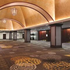 Отель Hyatt Regency Century Plaza фитнесс-зал