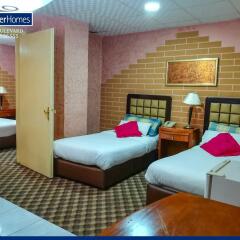 New Merryland Hotel комната для гостей