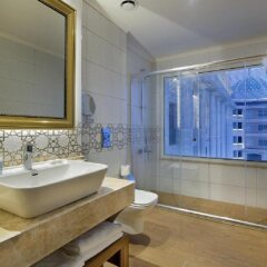 Litore Resort Hotel & Spa Турция, Окурджалар - отзывы, цены и фото номеров - забронировать отель Litore Resort Hotel & Spa - All Inclusive онлайн ванная