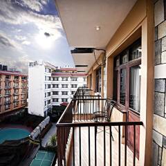 Отель Quay Apartments Thamel Непал, Катманду - отзывы, цены и фото номеров - забронировать отель Quay Apartments Thamel онлайн балкон