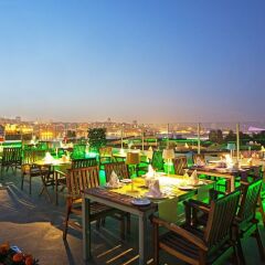 DoubleTree by Hilton Hotel Istanbul - Sirkeci бассейн