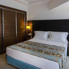 Отель Palm Wings Beach Resort & Spa Kusadasi- All Inclusive комната для гостей фото 3