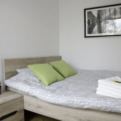 Апартаменты Bizzi Luxheart Of Old Town Apartment Варшава комната для гостей фото 4