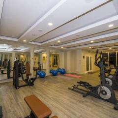 Отель Palm World Side Resort & SPA фитнесс-зал
