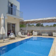 Отель Villa Posidonas 3 Кипр, Протарас - отзывы, цены и фото номеров - забронировать отель Villa Posidonas 3 онлайн бассейн фото 2