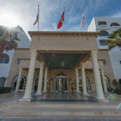 Отель Regency Hotel and Spa Тунис, Монастир - отзывы, цены и фото номеров - забронировать отель Regency Hotel and Spa онлайн вид на фасад