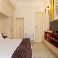 Отель The Independente Suites & Terrace Португалия, Лиссабон - 1 отзыв об отеле, цены и фото номеров - забронировать отель The Independente Suites & Terrace онлайн сейф в номере
