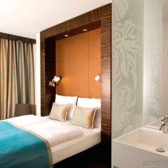 Отель Motel One Düsseldorf Hauptbahnhof комната для гостей