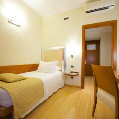 Отель Mercure Torino Crystal Palace комната для гостей фото 4